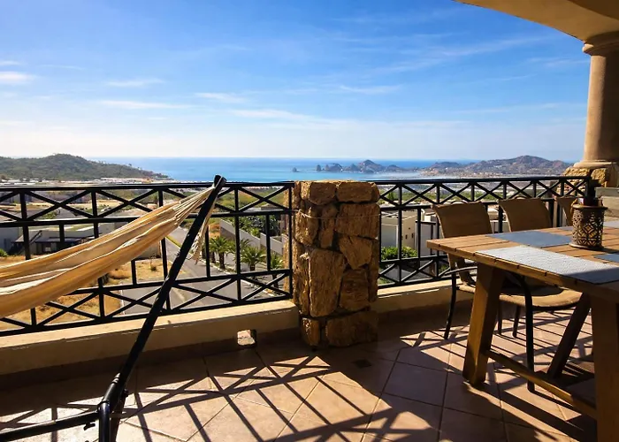 Apartment Mesmerizing Ocean & Arch Views King Beds Pool Luxury Family Friendly *