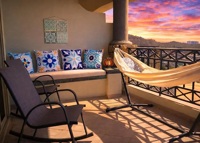 Mesmerizing Ocean & Arch Views King Beds Pool Luxury Family Friendly Apartment *